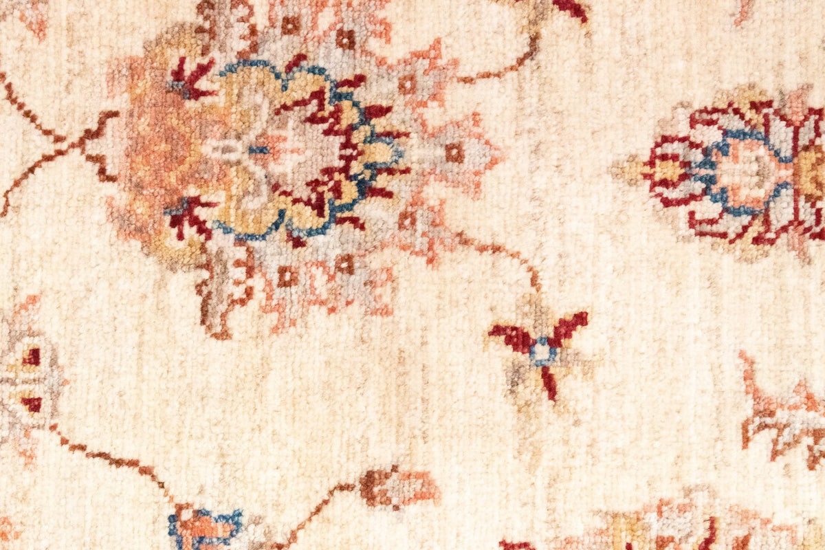 Ziegler Carpet - 127 x 81 cm - beige