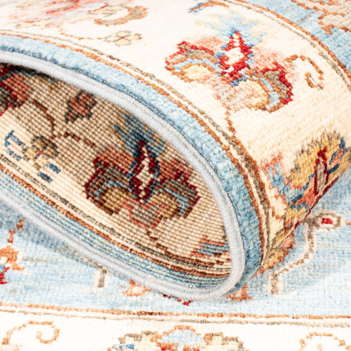 Ziegler Carpet - 97 x 61 cm - ljusblå