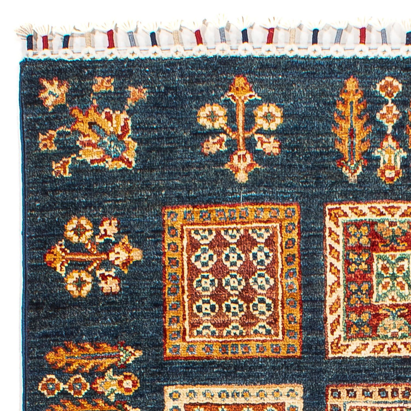 Bakhtiari Mattan 123x83cm - Oriental Carpet