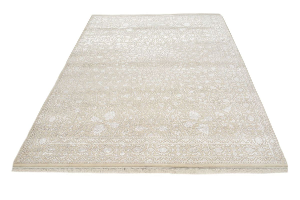 Oriental Carpet - 241 x 176 cm - grädde