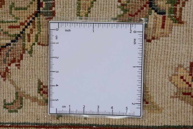 Orientaliska mattor - Tabriz - 241 x 167 cm - ljusbeige