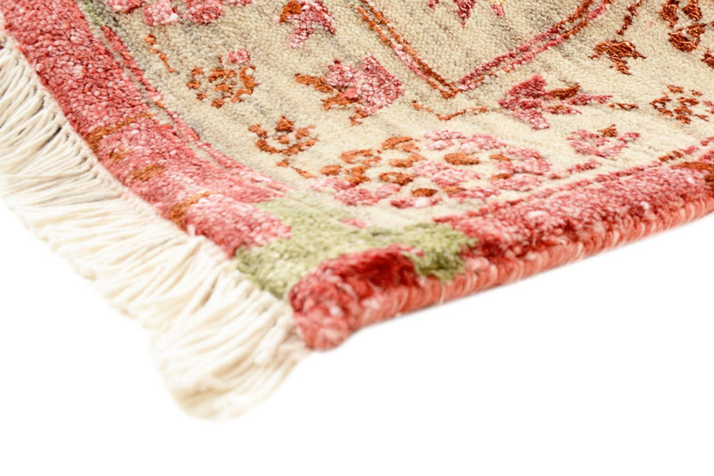 Designermatta - 341 x 248 cm - ljusröd