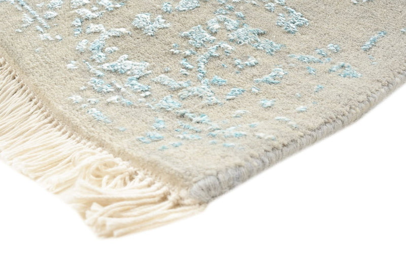 Designermatta - 177 x 124 cm - ljusgrå