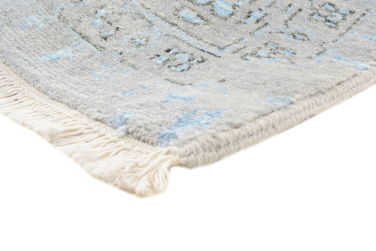 Designermatta - 361 x 275 cm - grått