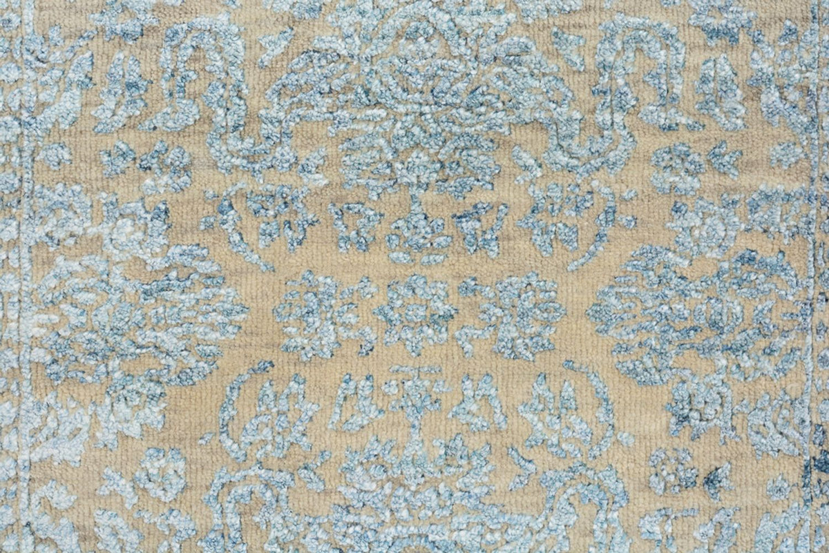 Designermatta - 134 x 70 cm - ljusgrå