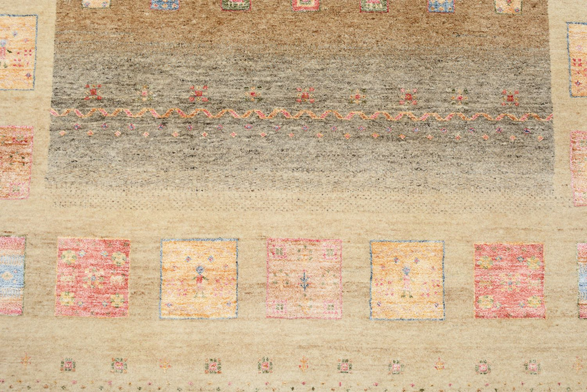 Gabbeh-mattan - Loribaft Indus - 255 x 173 cm - mörk beige