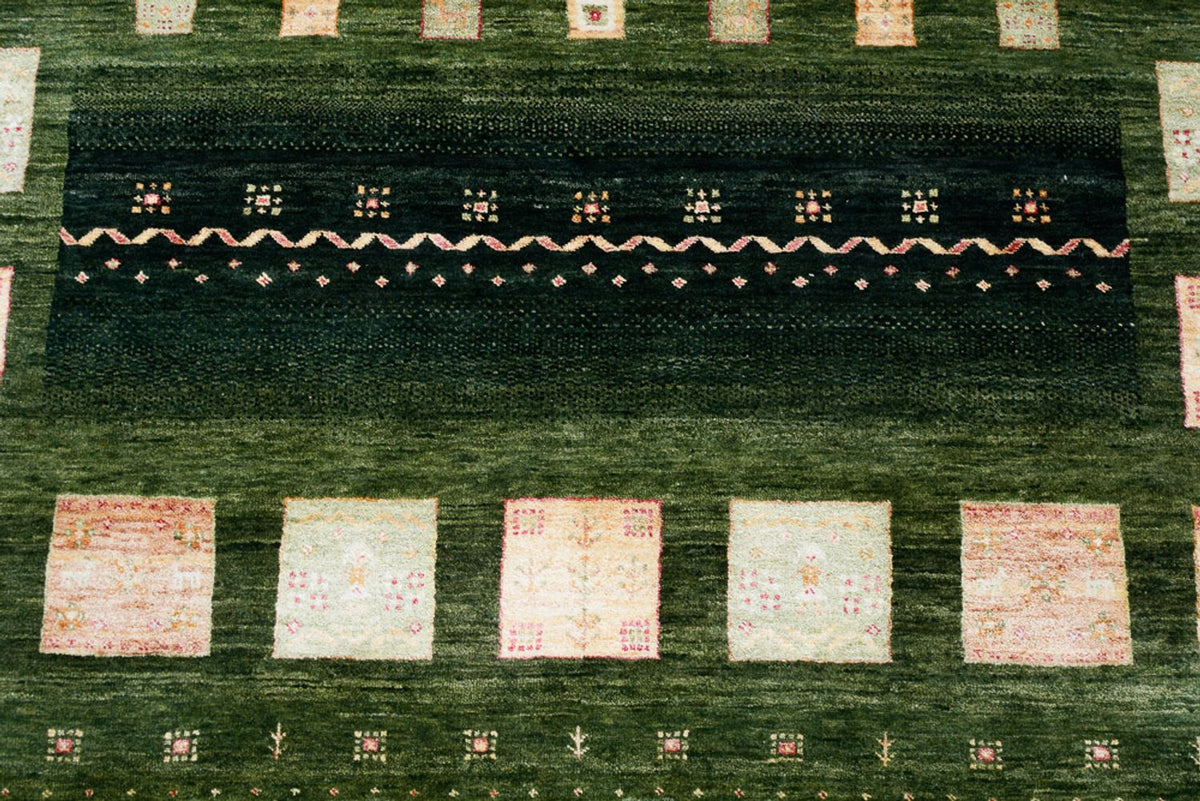 Gabbeh-mattan - Loribaft Indus - 245 x 178 cm - grön