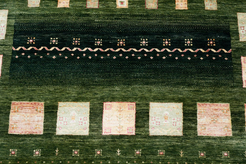 Gabbeh-mattan - Loribaft Indus - 245 x 178 cm - grön