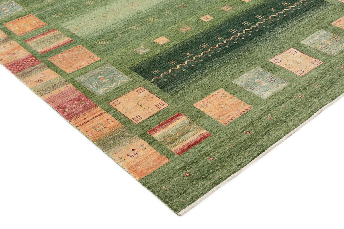 Gabbeh-mattan - Loribaft Indus - 259 x 208 cm - grön