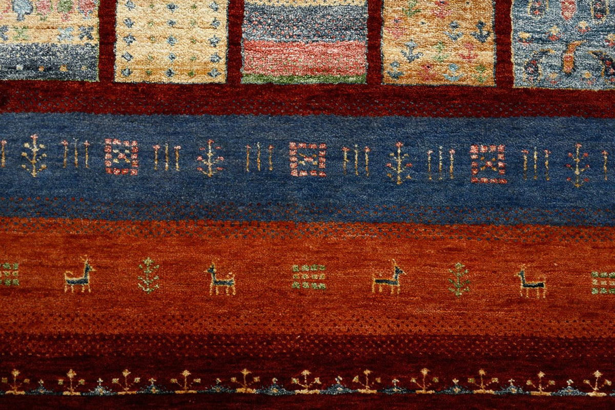 Gabbeh-mattan - Loribaft Indus - 201 x 155 cm - röd