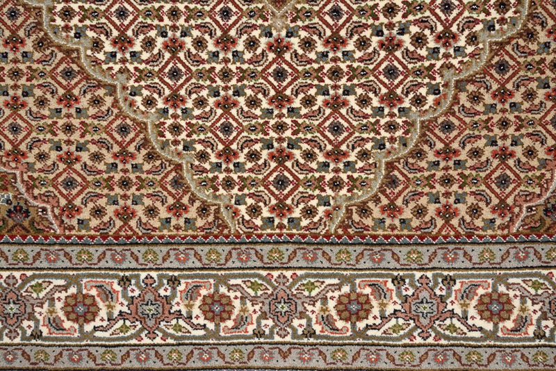 Orientaliska mattor - Tabriz - 177 x 125 cm - mörk beige
