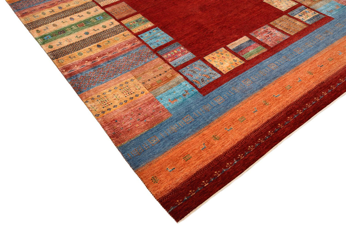 Gabbeh-mattan - Loribaft Indus - 342 x 253 cm - röd
