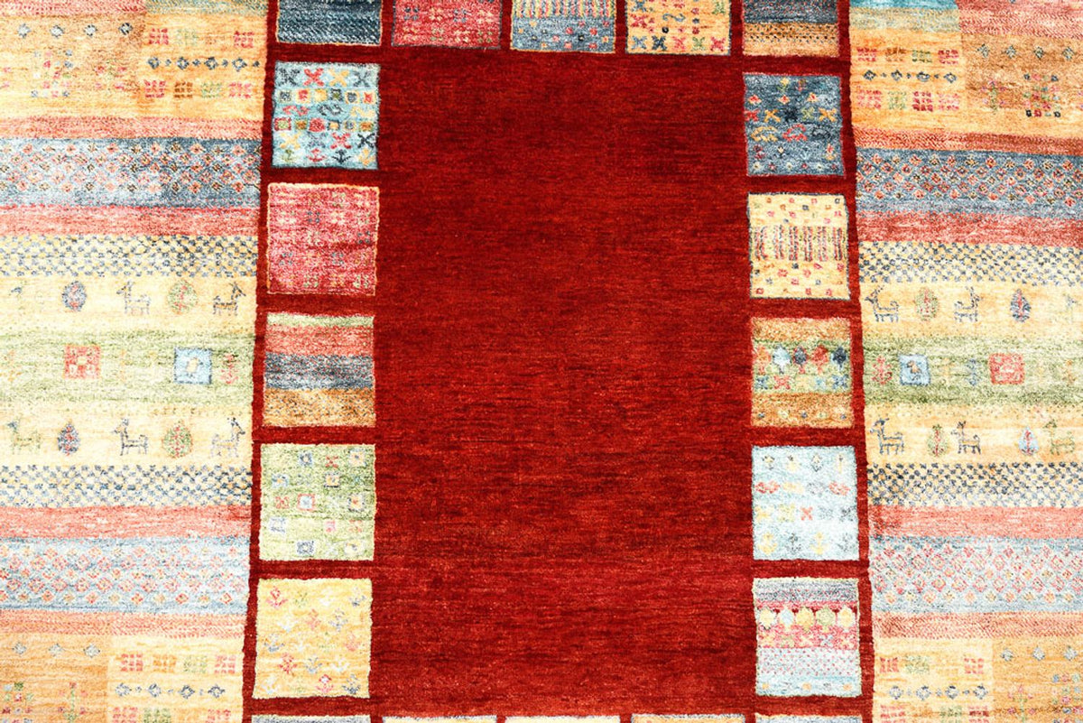 Gabbeh-mattan - Loribaft Indus - 199 x 153 cm - röd