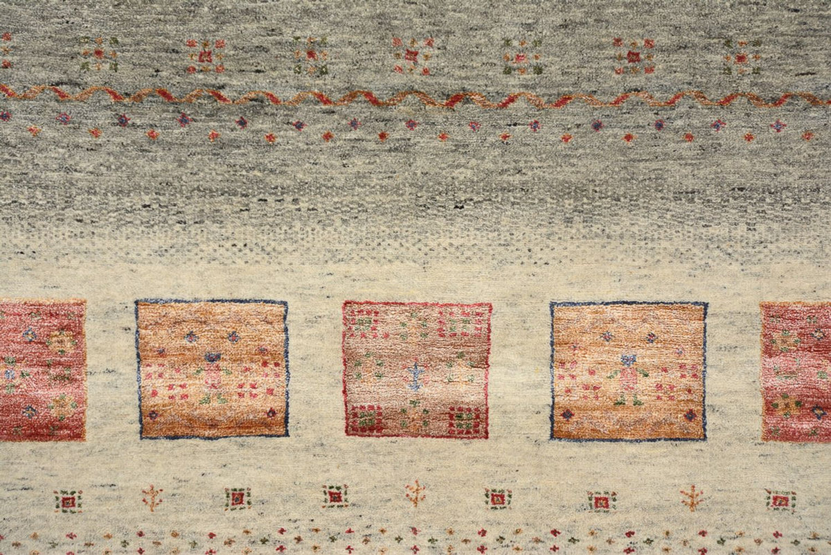 Gabbeh-mattan - Loribaft Indus - 207 x 158 cm - mörk beige