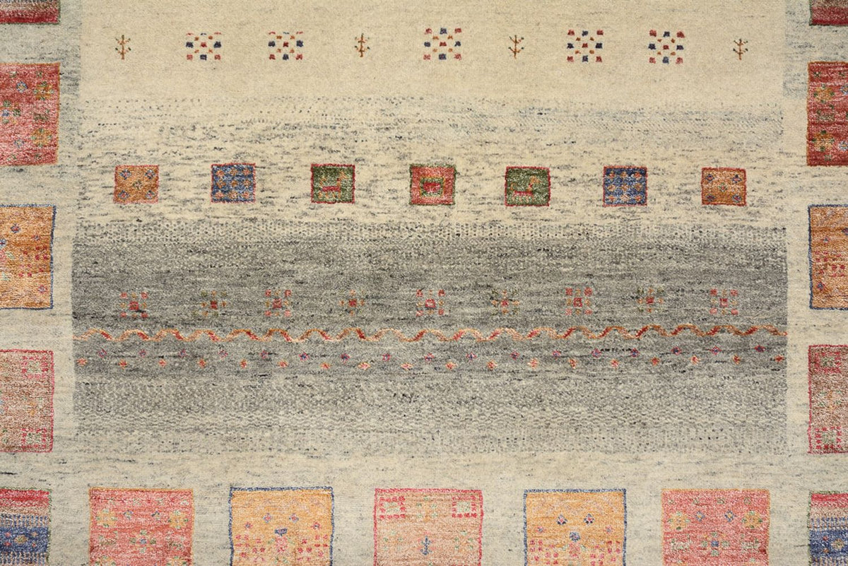 Gabbeh-mattan - Loribaft Indus - 204 x 154 cm - mörk beige