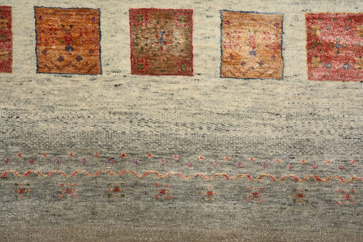 Gabbeh-mattan - Loribaft Indus - 205 x 157 cm - mörk beige