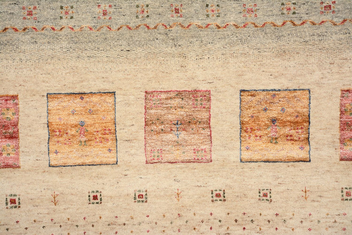 Gabbeh-mattan - Loribaft Indus kvadrat  - 204 x 202 cm - ljusbeige