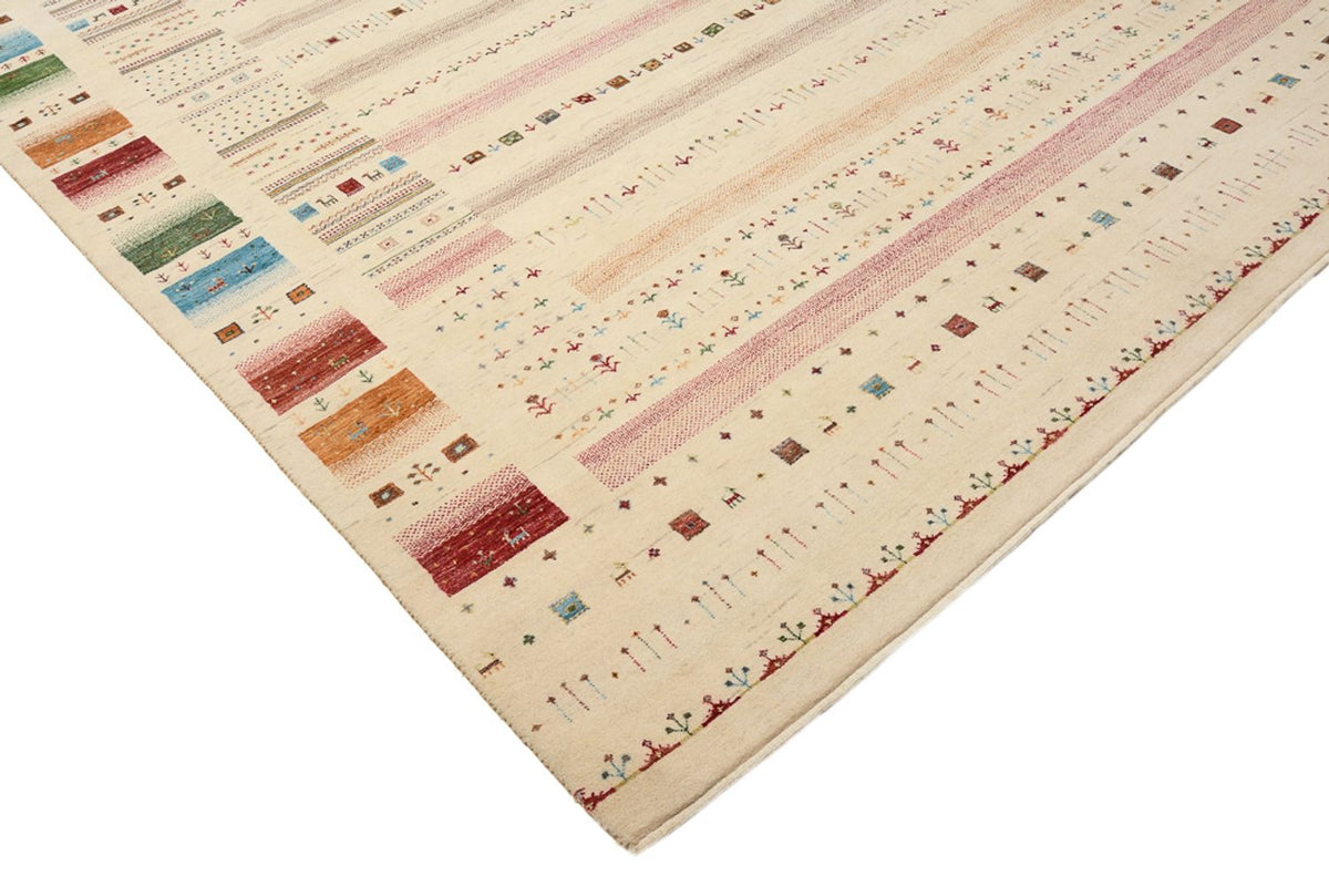 Gabbeh-mattan - Loribaft Indus - 356 x 251 cm - ljusbeige