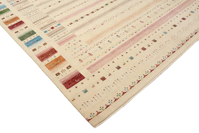 Gabbeh-mattan - Loribaft Indus - 356 x 251 cm - ljusbeige