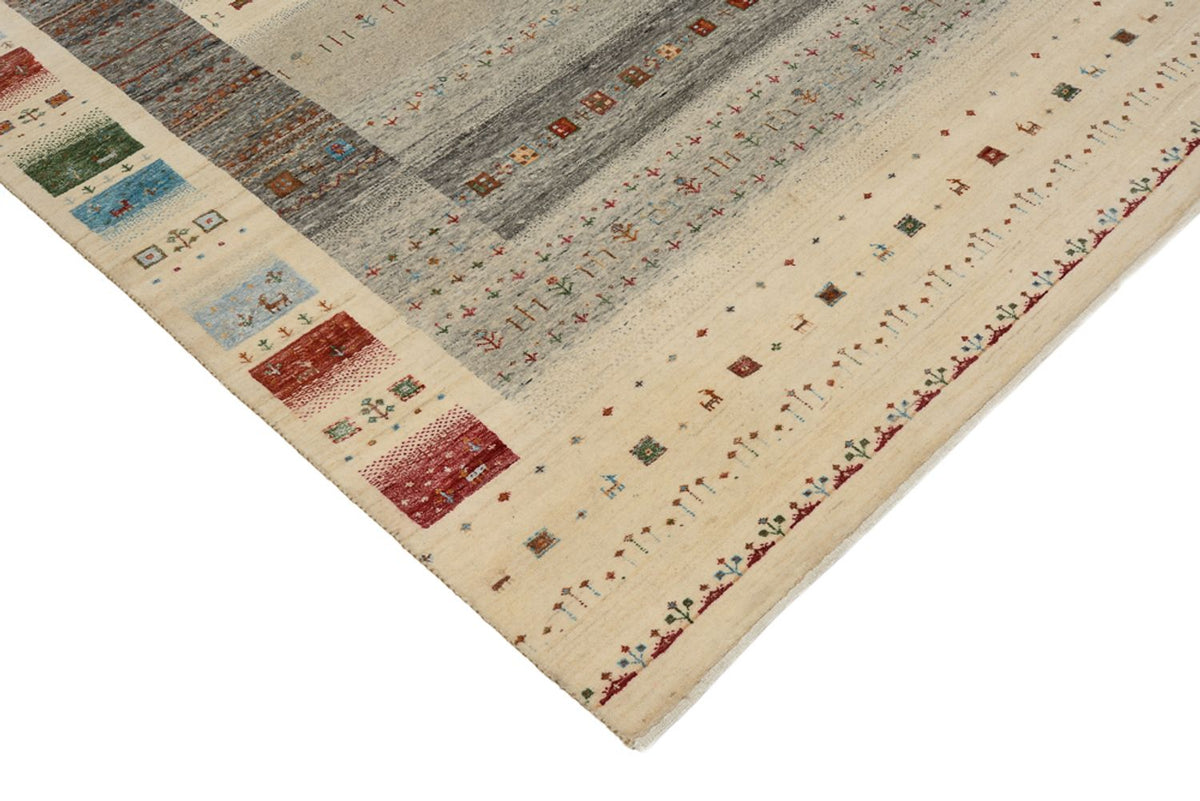Gabbeh-mattan - Loribaft Indus - 244 x 177 cm - ljusbeige