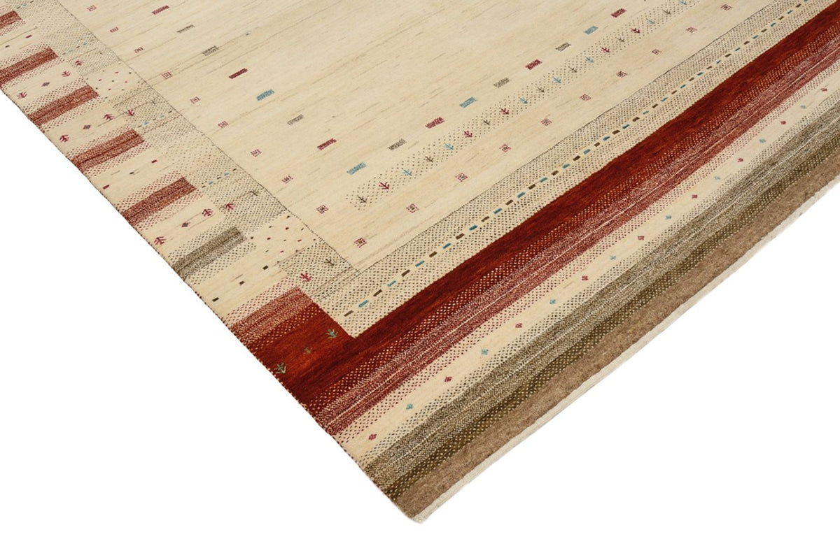 Gabbeh-mattan - Loribaft Indus - 239 x 169 cm - ljusbeige