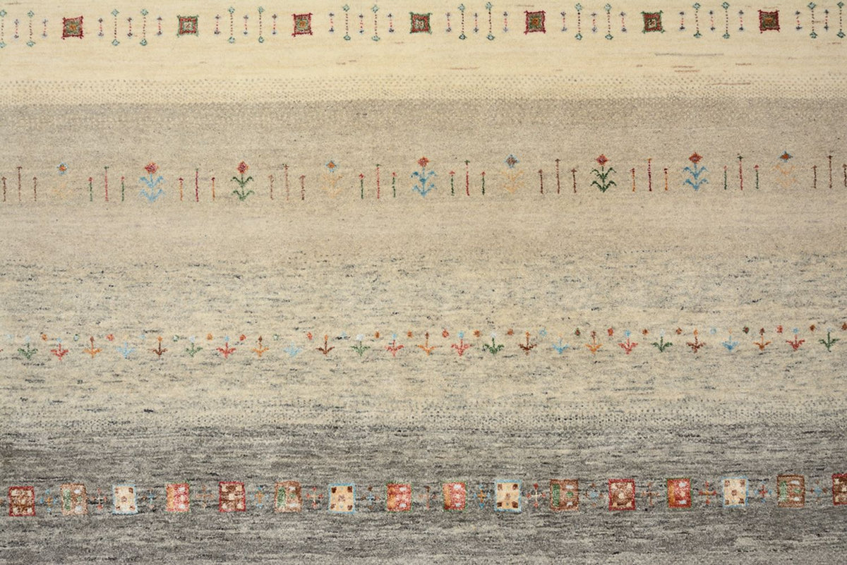 Gabbeh-mattan - Loribaft Indus - 304 x 251 cm - ljusbeige