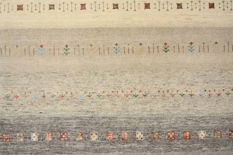 Gabbeh-mattan - Loribaft Indus - 304 x 251 cm - ljusbeige