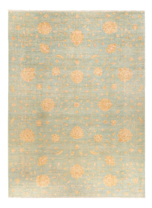 Ziegler Carpet - 344 x 251 cm - ljusgrön