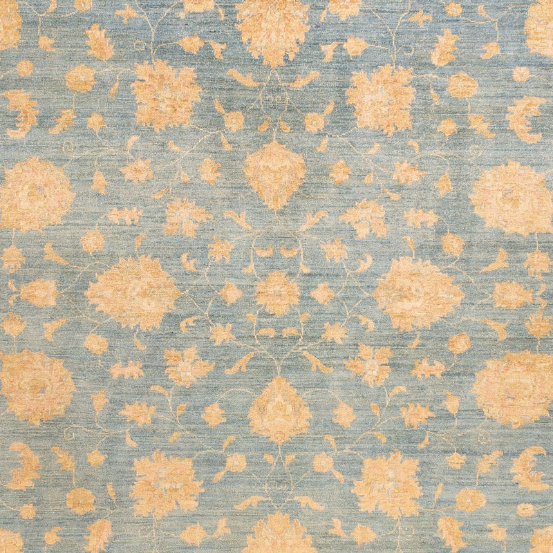 Ziegler Carpet - 342 x 255 cm - ljusblå