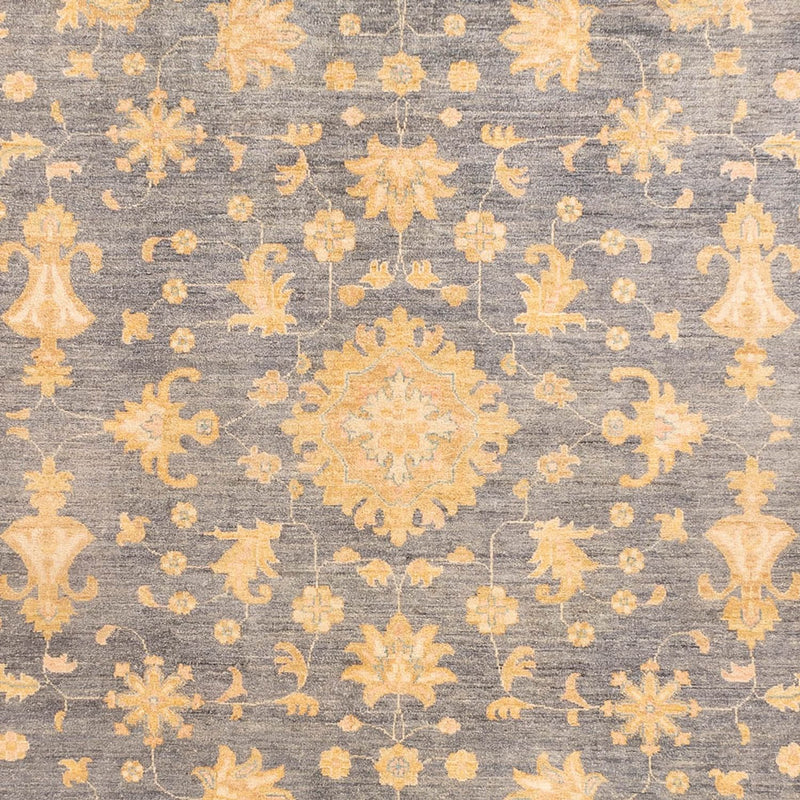 Ziegler Carpet - 340 x 258 cm - mörk beige