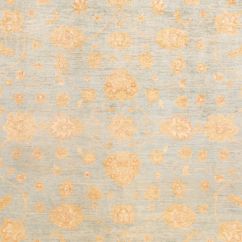 Ziegler Carpet - 342 x 257 cm - ljusblå