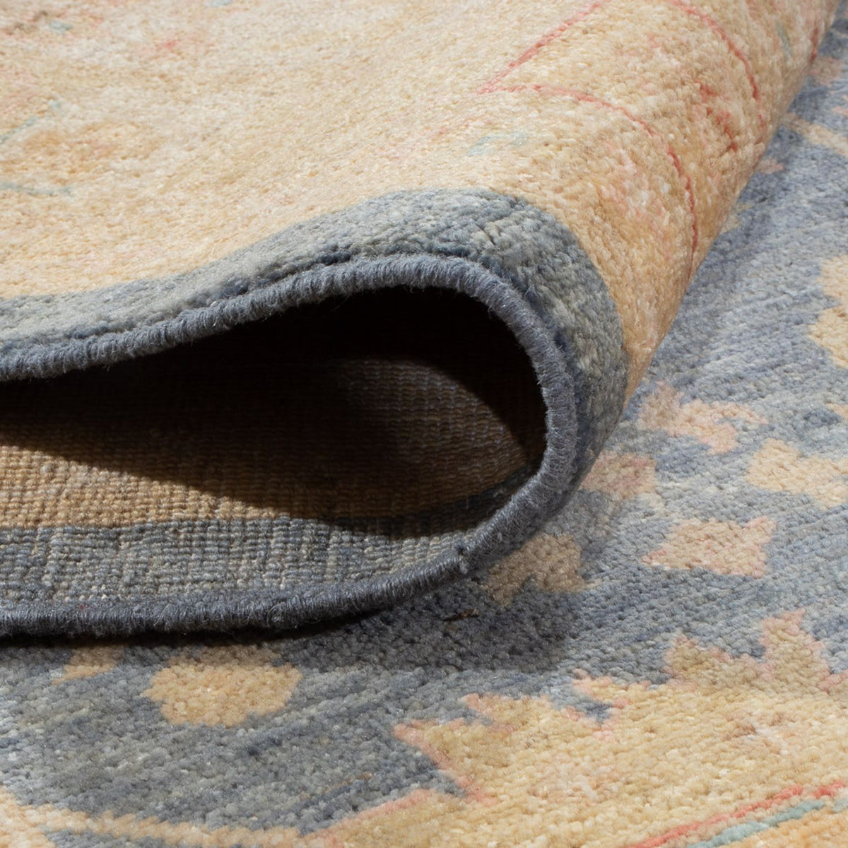 Ziegler Carpet - 354 x 257 cm - mörk beige