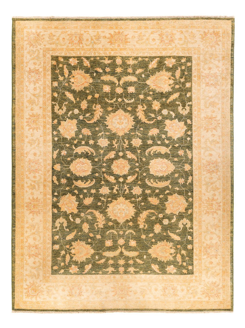 Ziegler Carpet - 346 x 258 cm - olivgrön