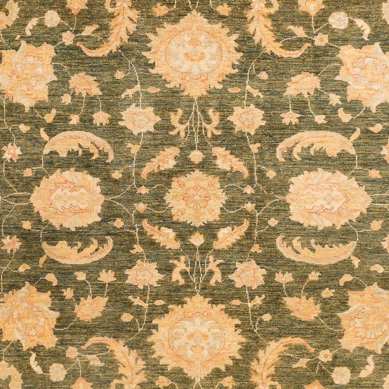 Ziegler Carpet - 346 x 258 cm - olivgrön