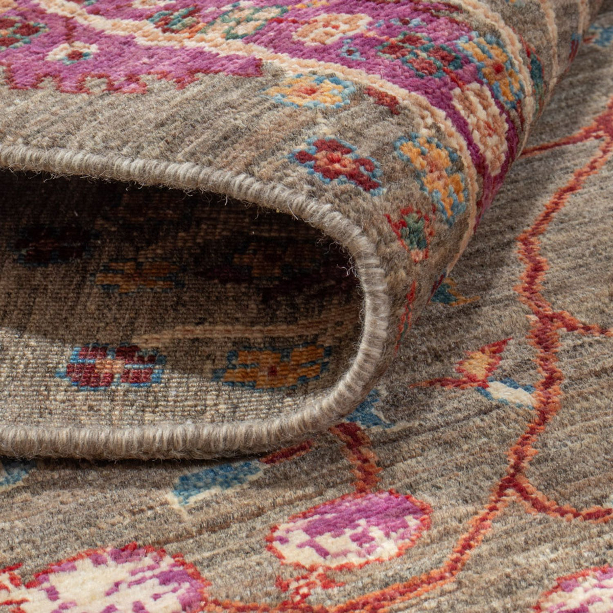 Ziegler Carpet - Ariana - 238 x 173 cm - olivgrön