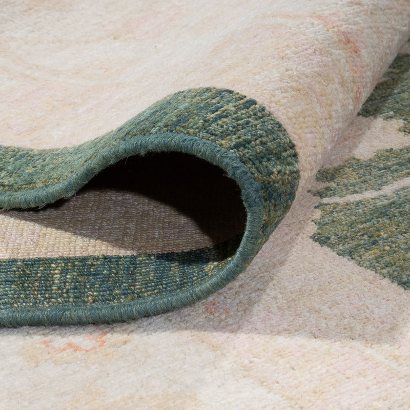 Ziegler Carpet - 404 x 307 cm - olivgrön