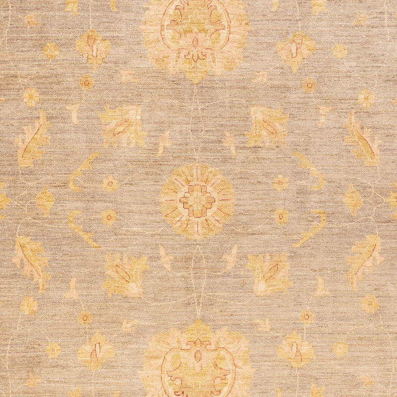 Ziegler Carpet - 397 x 304 cm - mörk beige