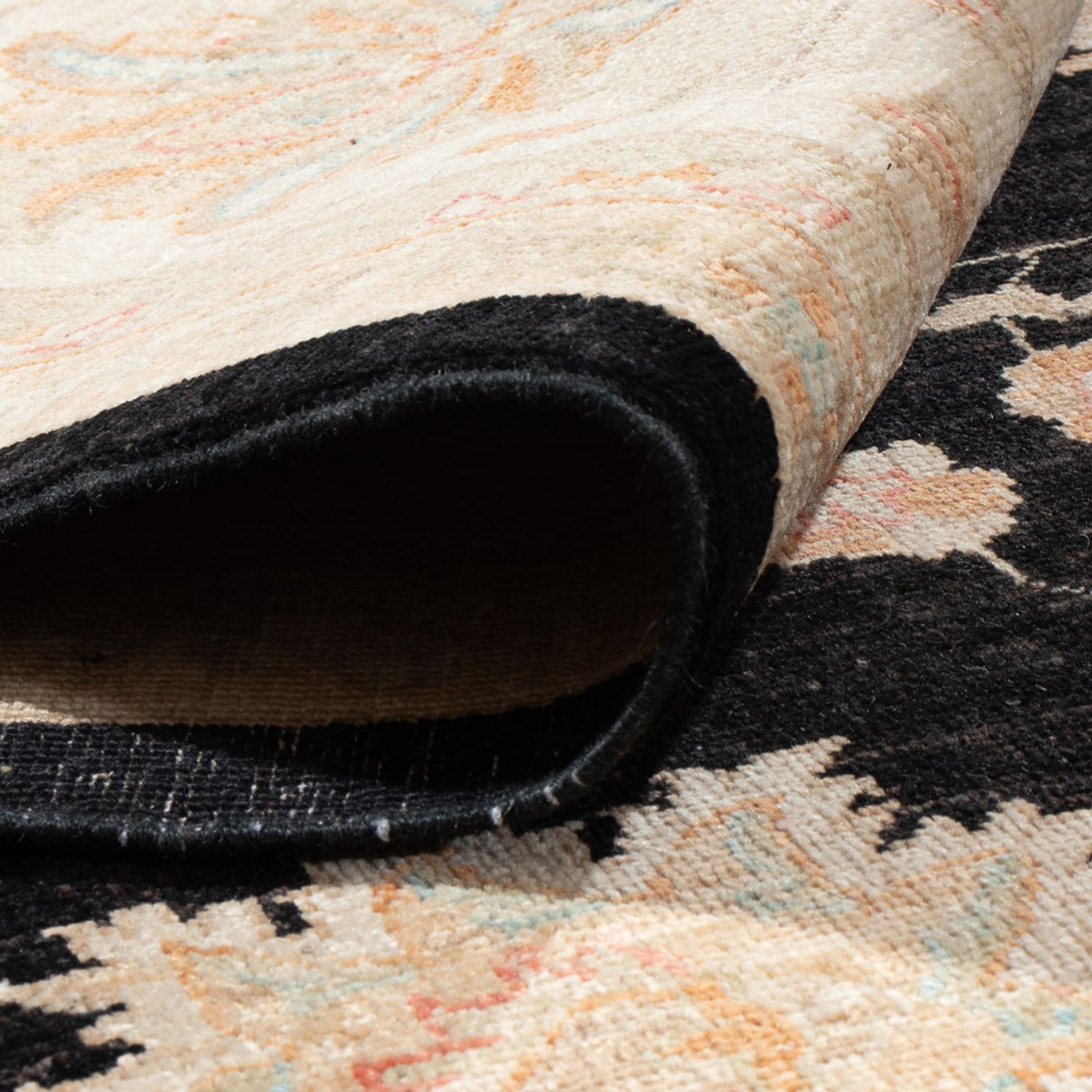 Ziegler Carpet - 392 x 304 cm - svart