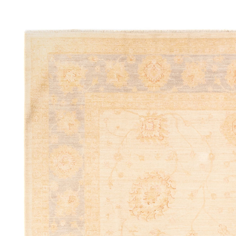 Ziegler Carpet - 371 x 272 cm - beige
