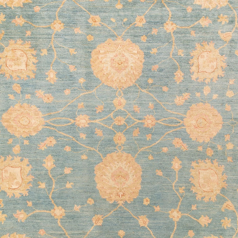 Ziegler Carpet - 363 x 277 cm - ljusblå