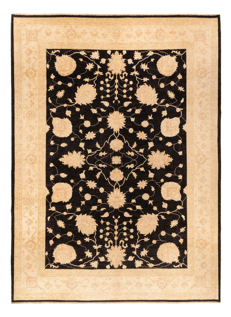 Ziegler Carpet - 378 x 272 cm - svart