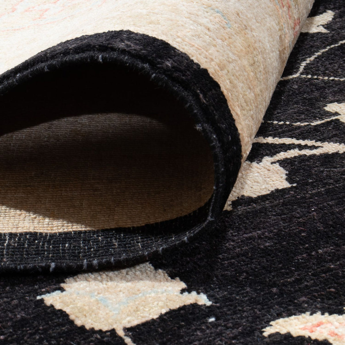 Ziegler Carpet - 378 x 272 cm - svart