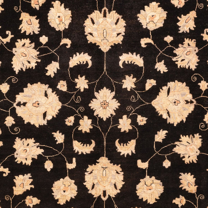 Ziegler Carpet - 360 x 276 cm - svart