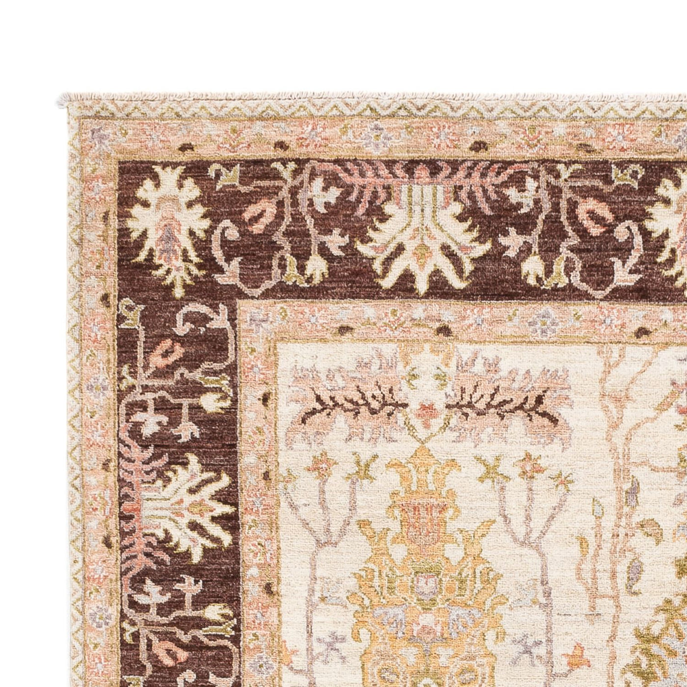 Ushak Mattan 236x173cm - Oriental Carpet