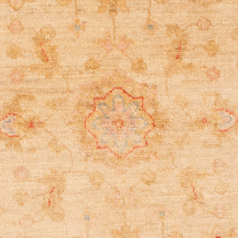 Ziegler Carpet runt  - 96 x 96 cm - beige