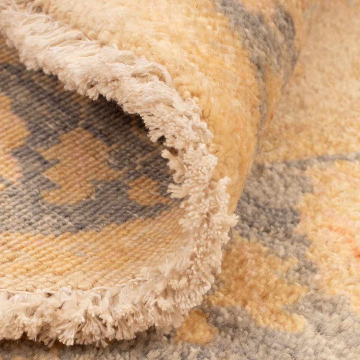 Ziegler Carpet runt  - 96 x 100 cm - beige