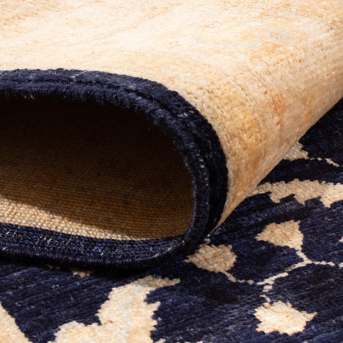 Ziegler Carpet - 185 x 118 cm - svart