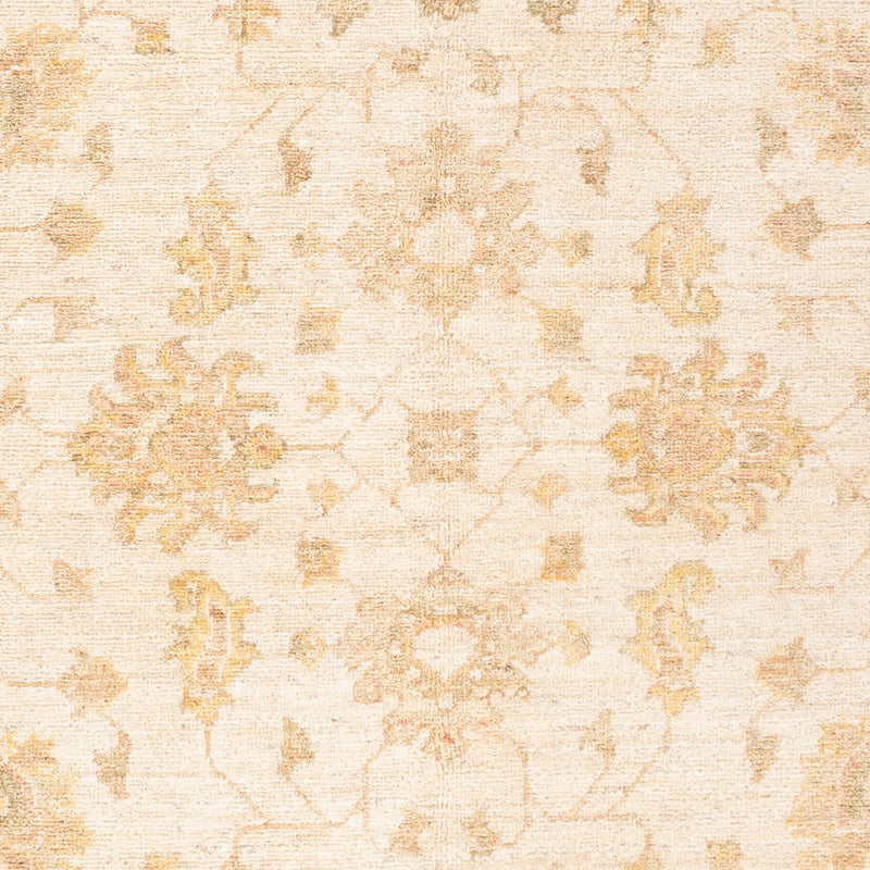 Ziegler Carpet - 182 x 127 cm - beige