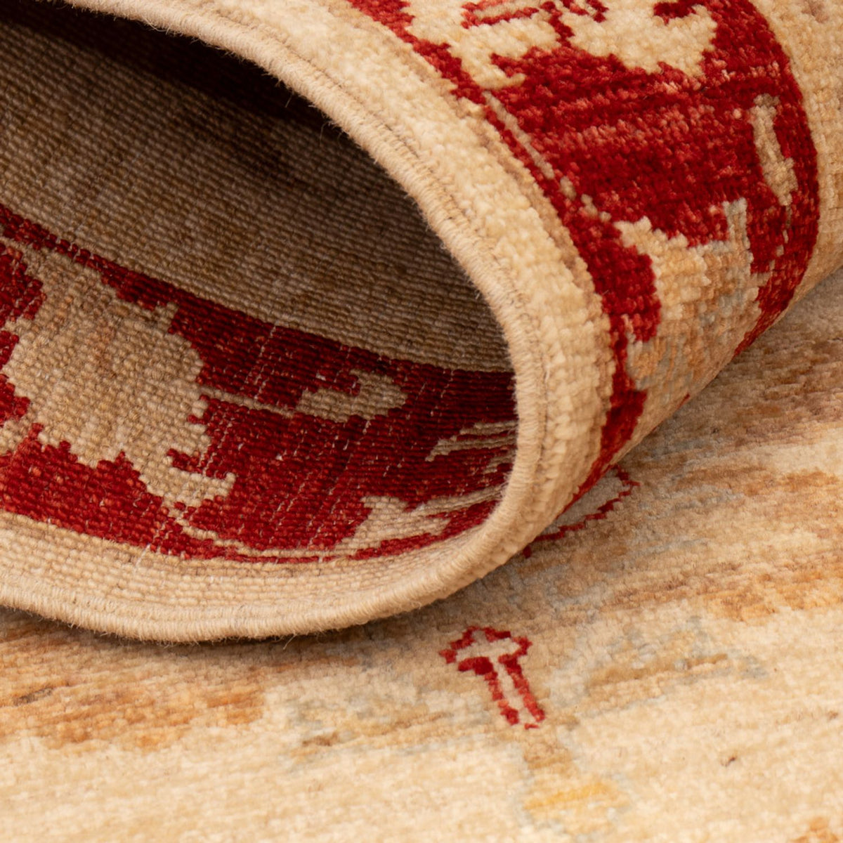 Ziegler Carpet - 140 x 68 cm - beige