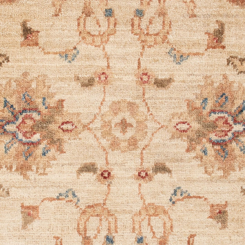 Ziegler Carpet - 101 x 74 cm - beige